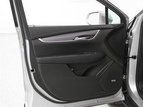 Used 2020 Cadillac XT5 Luxury image 4