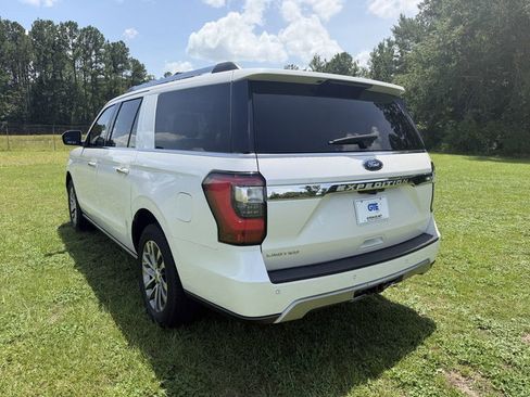 Used 2018 Ford Expedition Max Limited w/ Equipment Group 301A RWD image 8