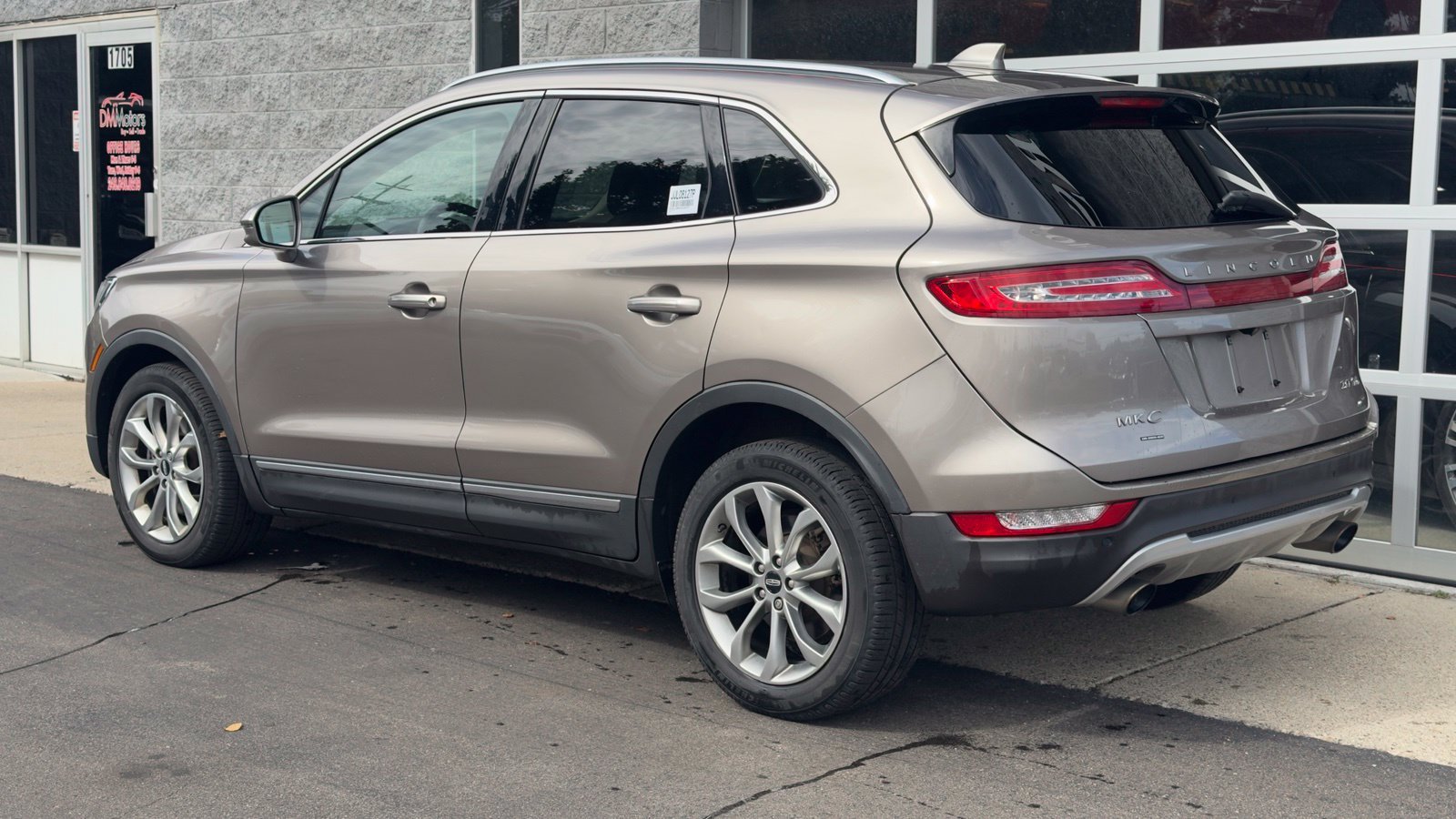 Used 2018 Lincoln MKC Select w/ Select Plus Package AWD/4WD image 4