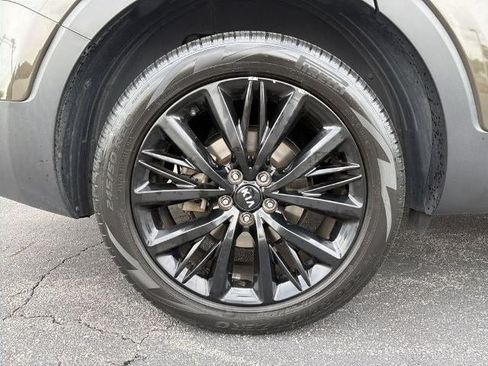Used 2021 Kia Telluride SX FWD image 17