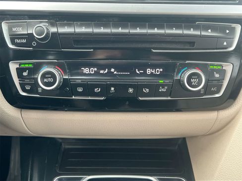 Used 2017 BMW 330i xDrive Sedan image 30