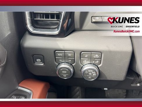 New 2026 GMC Sierra 3500 Denali Ultimate AWD/4WD image 22