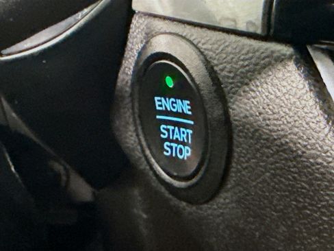 Used 2021 Ford Escape Titanium image 21