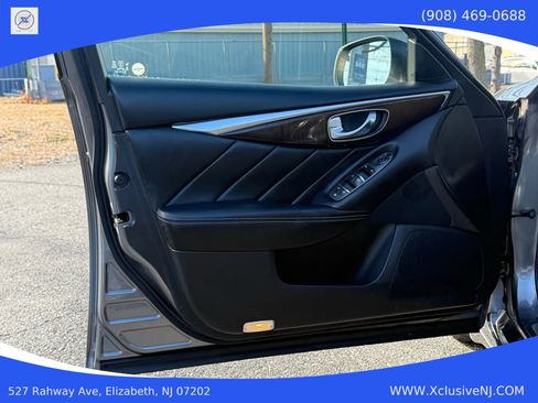 Used 2018 INFINITI Q50 Luxe w/ Essential Package (3.0T Luxe) image 7