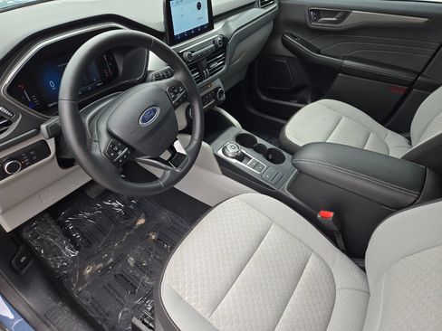 Used 2024 Ford Escape Active FWD image 9