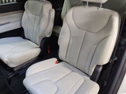 Used 2022 Hyundai Palisade SEL w/ Premium Package image 38