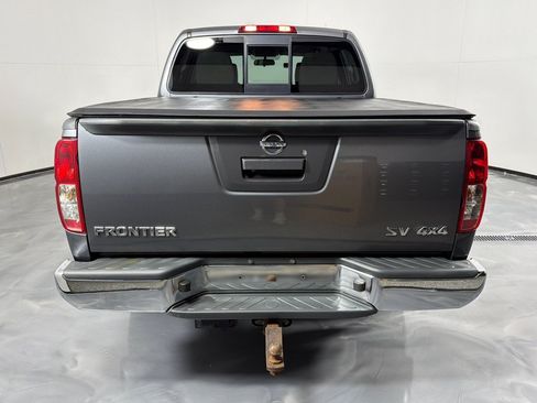 Used 2019 Nissan Frontier SV AWD/4WD image 6