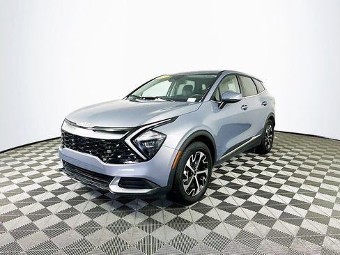 Used 2023 Kia Sportage EX image 5