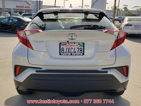 Certified 2019 Toyota C-HR LE image 9