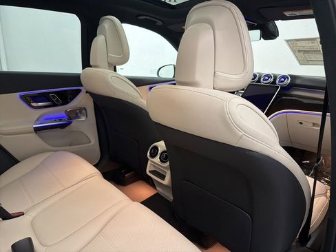 New 2026 Mercedes-Benz GLC 300 4MATIC image 25