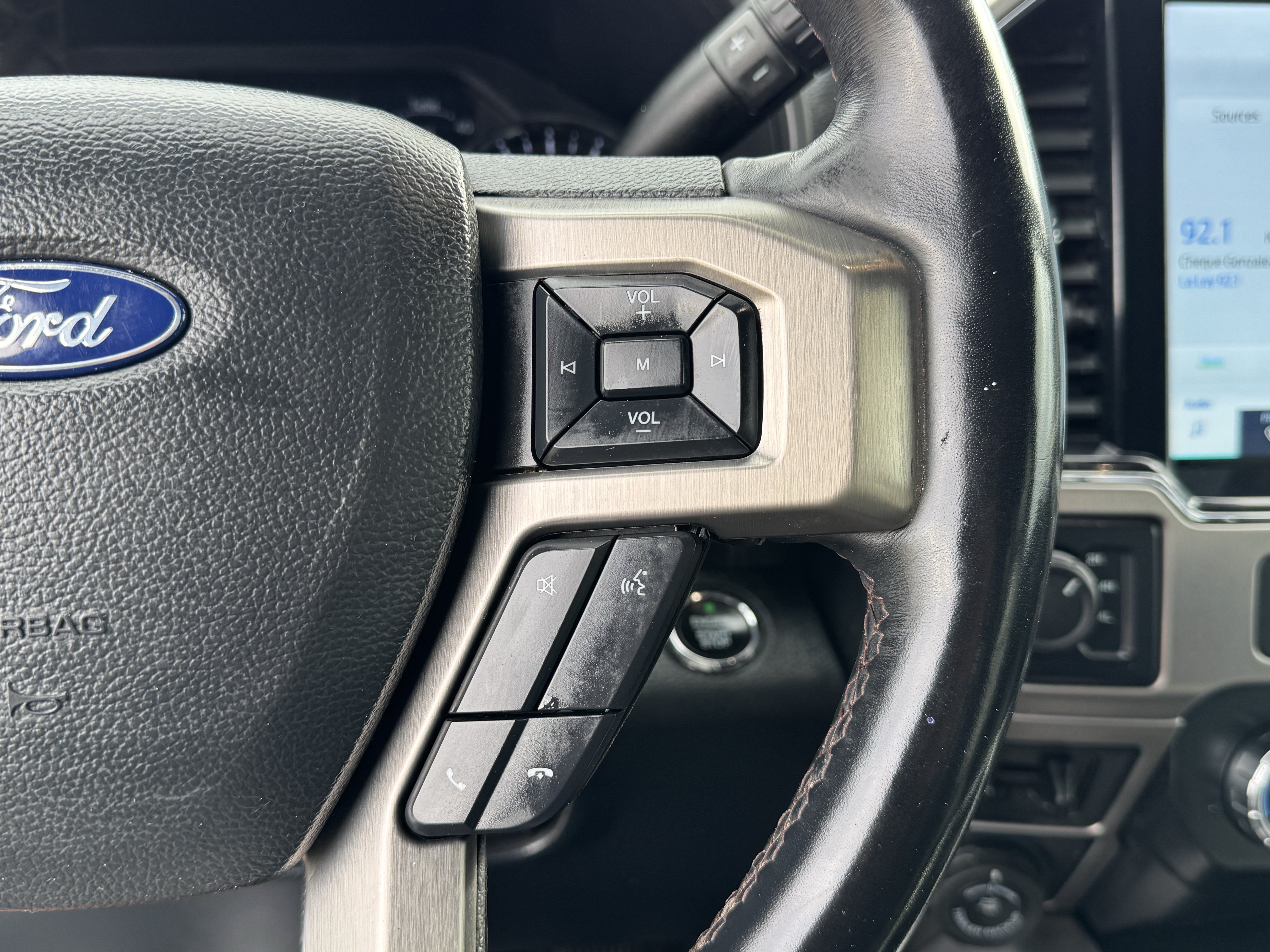 Used 2022 Ford F250 Platinum AWD/4WD image 28
