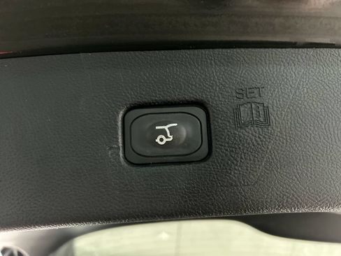 Used 2024 Ford Edge Titanium AWD/4WD image 38