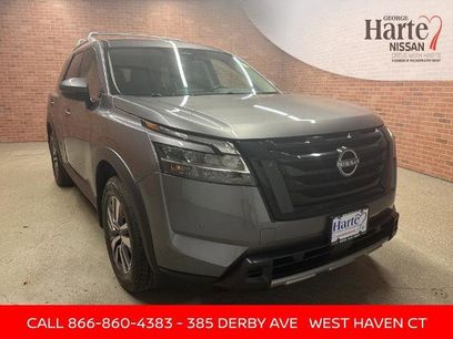 Certified 2023 Nissan Pathfinder SL w/ Black Appearance Package