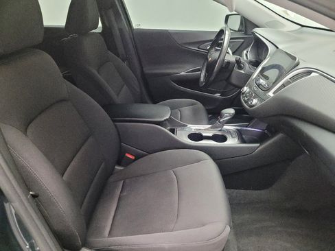 Used 2021 Chevrolet Malibu RS image 21