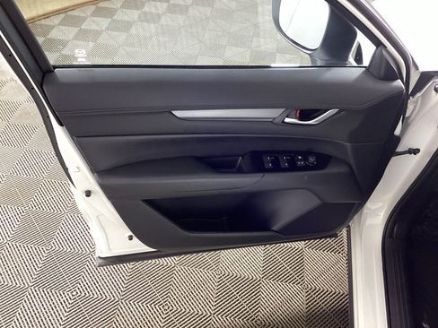 Used 2025 MAZDA CX-5 AWD 2.5 S w/ Preferred Package image 17