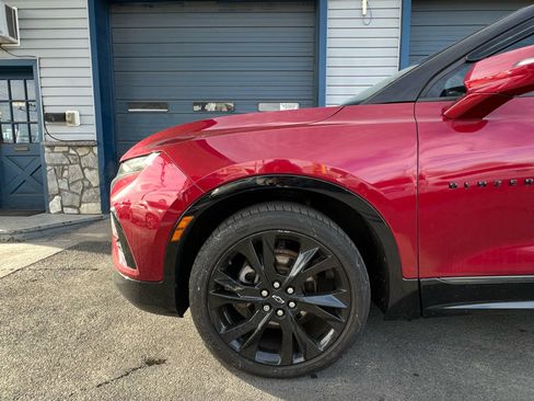 Used 2019 Chevrolet Blazer RS w/ Sun and Wheels Package image 2
