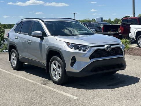 Used 2021 Toyota RAV4 XLE w/ Convenience Package AWD/4WD image 22