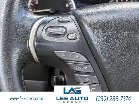 Used 2018 INFINITI QX60 image 23