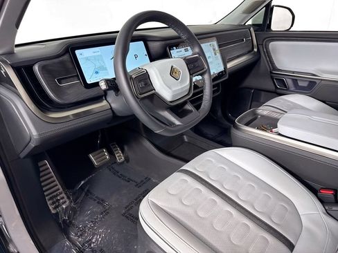 Used 2024 Rivian R1S Adventure AWD/4WD image 9