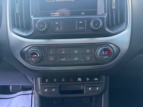 Used 2019 Chevrolet Colorado ZR2 AWD/4WD image 36