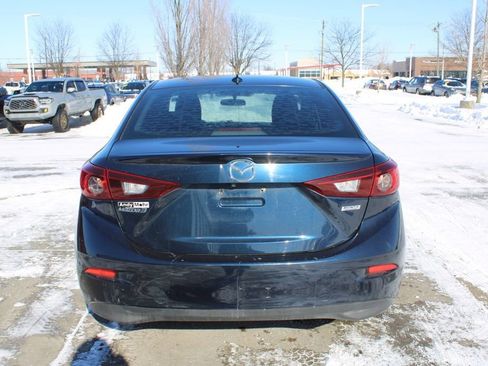 Used 2015 MAZDA MAZDA3 i Touring w/ Technology Package image 8