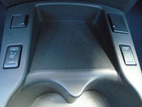 Used 2017 Nissan Leaf SV w/ Premium Package image 25