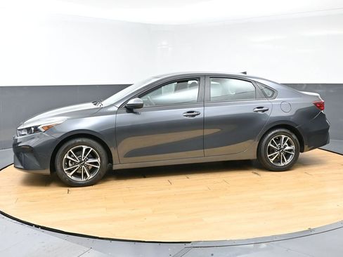 Used 2024 Kia Forte LXS FWD image 44