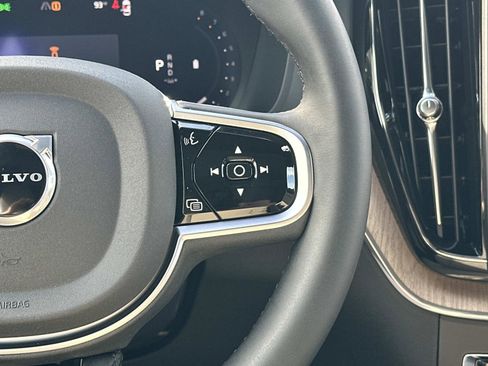 New 2026 Volvo XC60 B5 Plus w/ Climate Package AWD/4WD image 9
