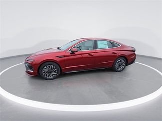 New 2025 Hyundai Sonata SEL video 4