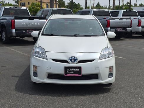 Used 2011 Toyota Prius Two FWD image 2