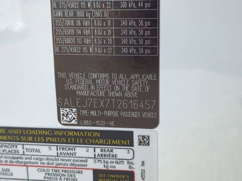 New 2026 Land Rover Defender 110 S image 22