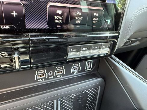New 2026 RAM 2500 Rebel w/ Rebel Level 2 Equipment Group AWD/4WD image 28