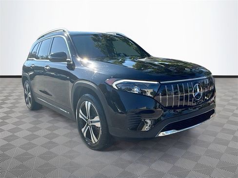 Used 2023 Mercedes-Benz EQB 300 300 w/ Exclusive Package image 4