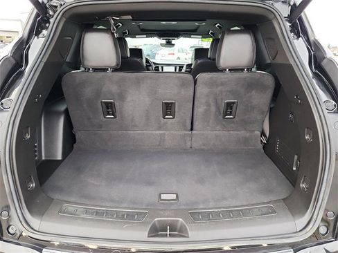 Used 2023 Buick Enclave Avenir w/ Avenir Technology Package image 7