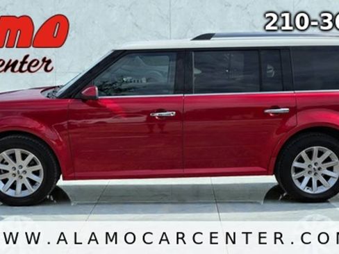 Used 2011 Ford Flex SEL w/ Rapid Spec Order Code FWD image 2