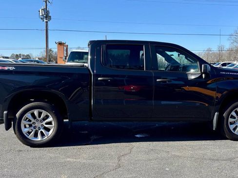 Used 2023 Chevrolet Silverado 1500 Custom AWD/4WD image 5