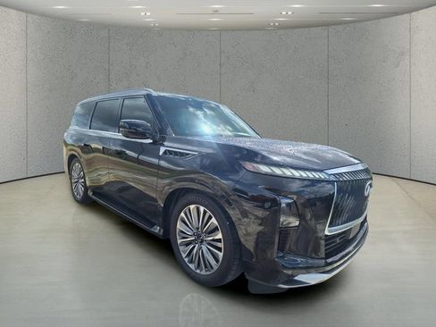 Used 2025 INFINITI QX80 Sensory AWD/4WD image 7