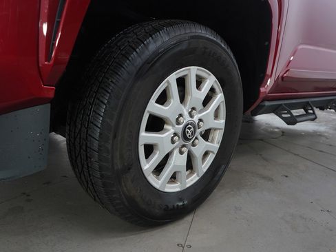 Used 2025 Toyota Tacoma SR image 24