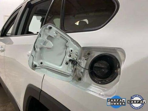 Used 2024 Toyota RAV4 XLE Premium image 91