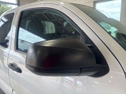 Used 2019 Toyota Tacoma SR RWD image 16