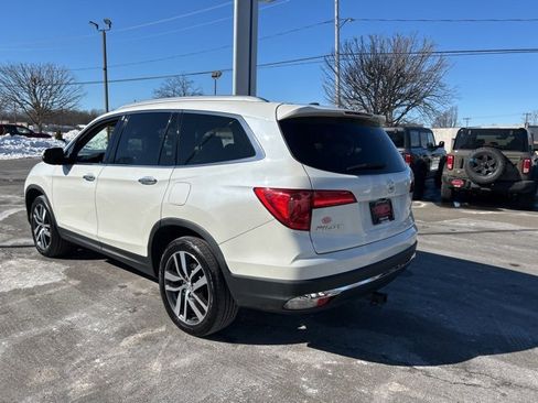Used 2017 Honda Pilot Elite image 5