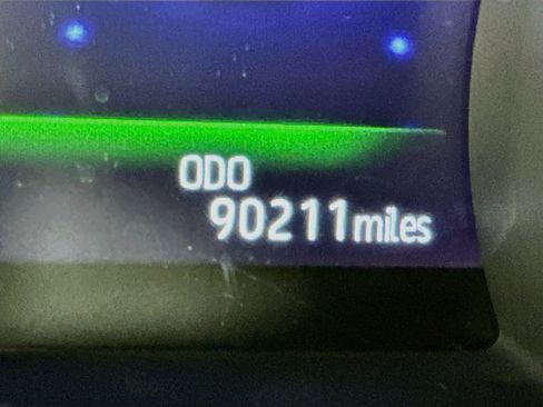 Used 2021 Toyota Camry XSE FWD image 19
