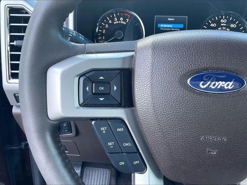 Used 2015 Ford F150 King Ranch w/ Equipment Group 601A Luxury AWD/4WD image 19
