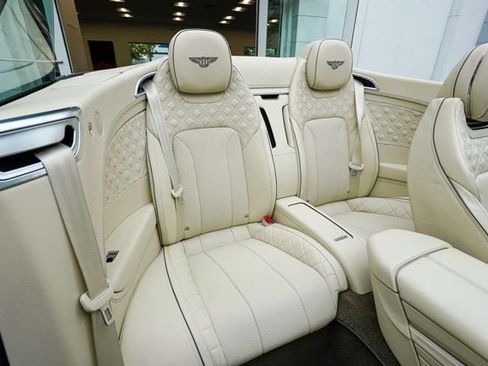Used 2021 Bentley Continental GT Mulliner image 93
