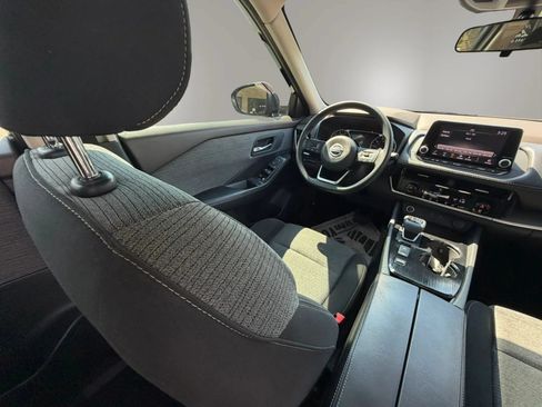 Used 2021 Nissan Rogue SV FWD image 16