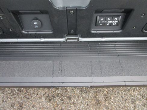 New 2025 GMC Sierra 1500 Denali Ultimate image 13