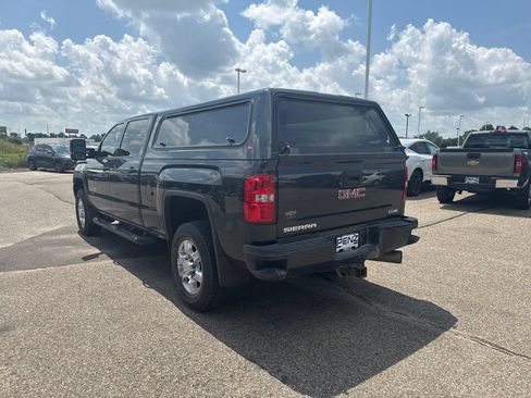Used 2019 GMC Sierra 3500 SLT w/ Duramax Plus Package AWD/4WD image 5