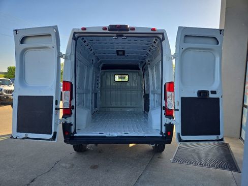 Used 2025 RAM ProMaster 2500 w/ Convenience Group FWD image 87