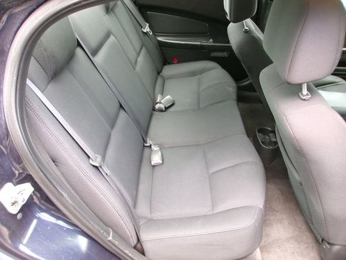 Used 2008 Pontiac Grand Prix image 24