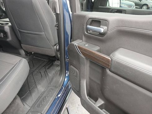 Used 2019 Chevrolet Silverado 1500 LT Trail Boss image 16